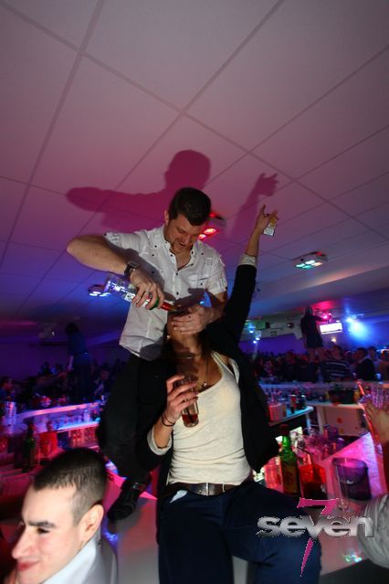 Cliquer pour voir l'image en taille réelle