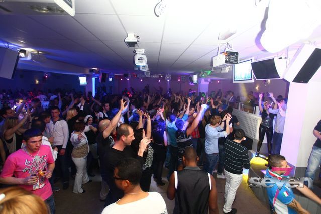 Cliquer pour voir l'image en taille réelle