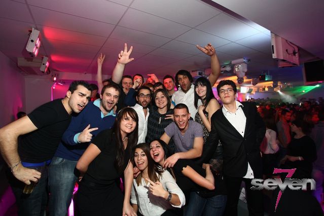 Cliquer pour voir l'image en taille réelle