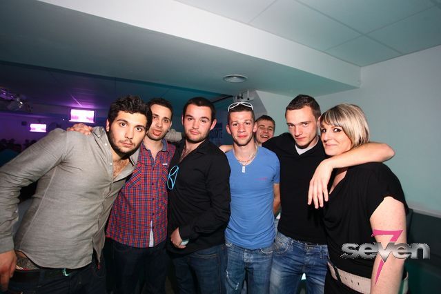 Cliquer pour voir l'image en taille réelle