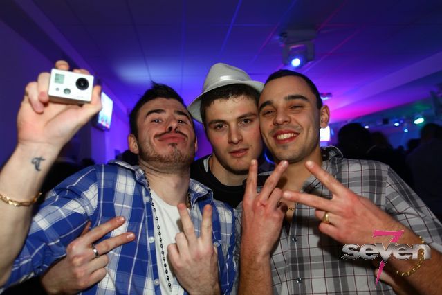 Cliquer pour voir l'image en taille réelle