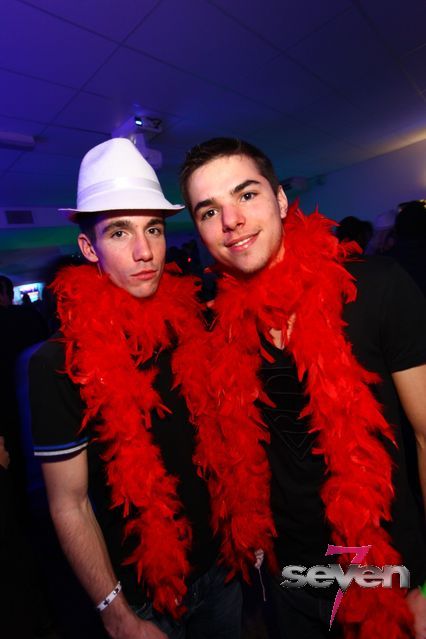 Cliquer pour voir l'image en taille réelle