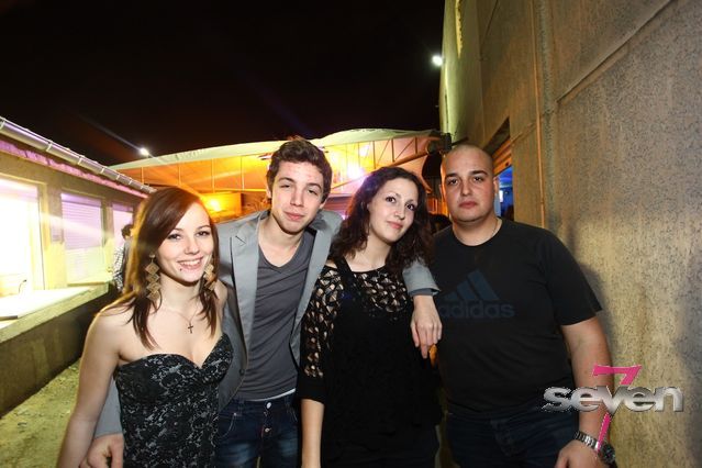 Cliquer pour voir l'image en taille réelle