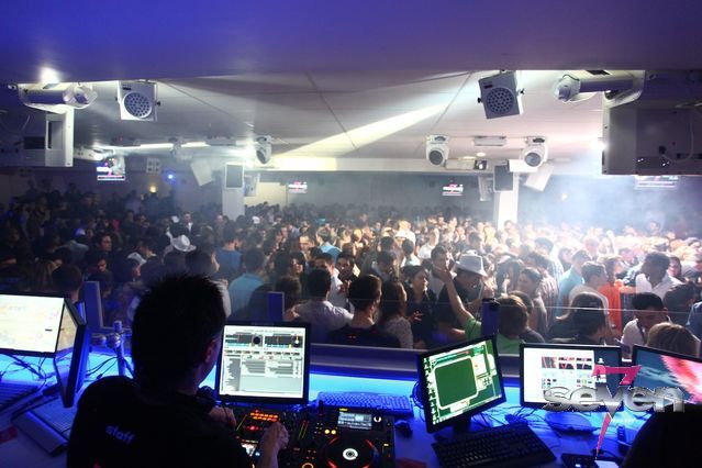 Cliquer pour voir l'image en taille réelle