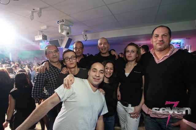 Cliquer pour voir l'image en taille réelle