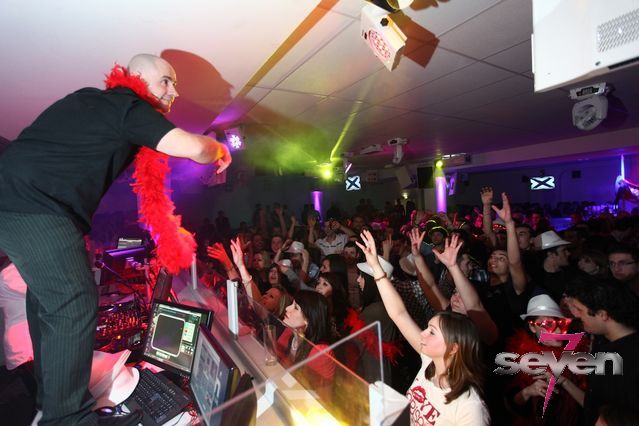 Cliquer pour voir l'image en taille réelle