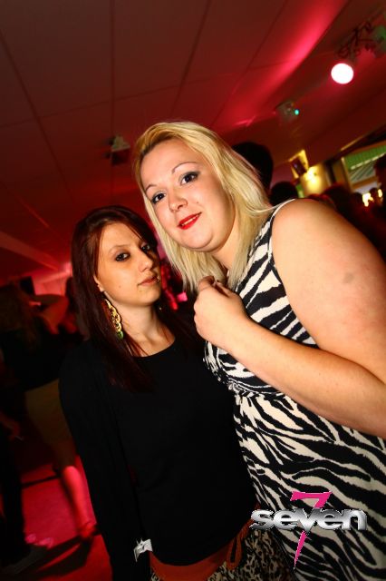 Cliquer pour voir l'image en taille réelle