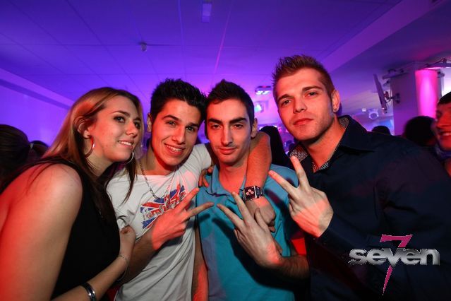 Cliquer pour voir l'image en taille réelle