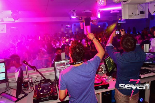 Cliquer pour voir l'image en taille réelle