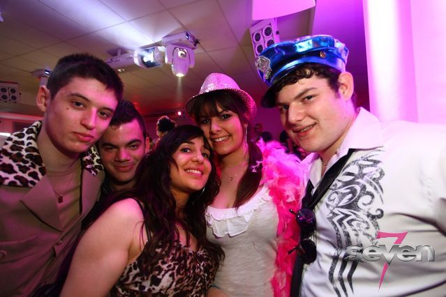 Cliquer pour voir l'image en taille réelle