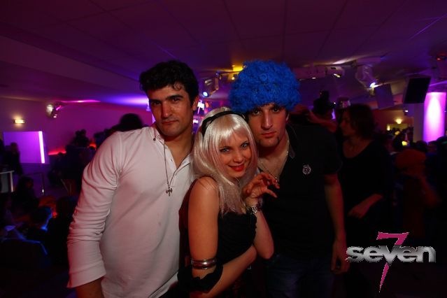 Cliquer pour voir l'image en taille réelle