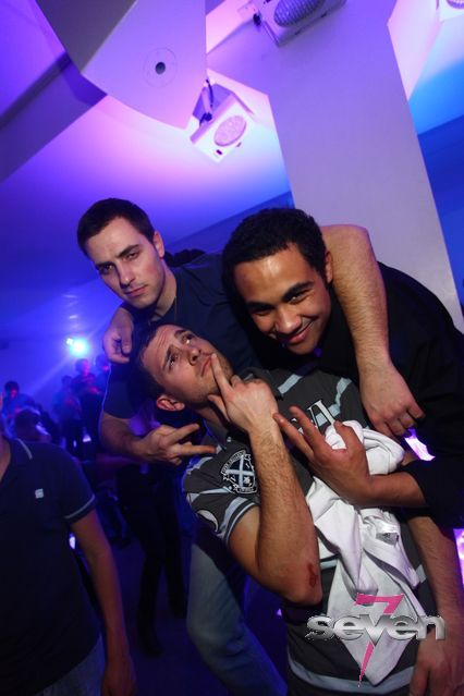 Cliquer pour voir l'image en taille réelle