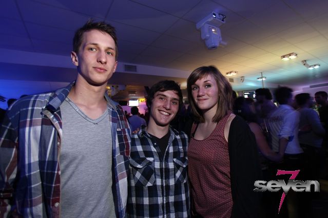 Cliquer pour voir l'image en taille réelle