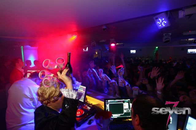 Cliquer pour voir l'image en taille réelle