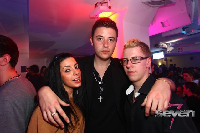 Cliquer pour voir l'image en taille réelle