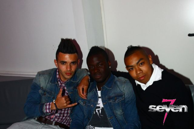 Cliquer pour voir l'image en taille réelle