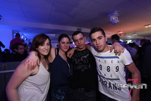 Cliquer pour voir l'image en taille réelle