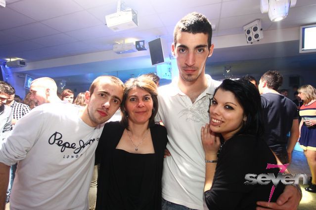 Cliquer pour voir l'image en taille réelle