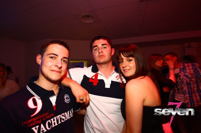 Cliquer pour voir l'image en taille réelle