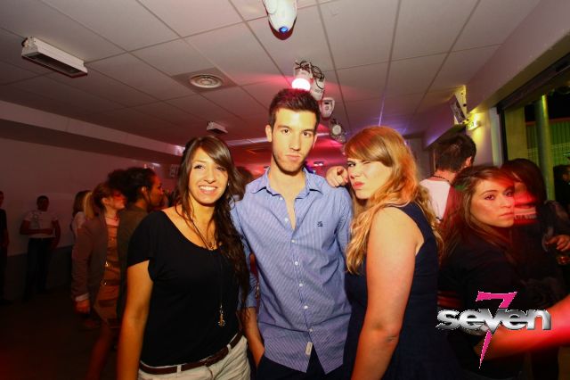 Cliquer pour voir l'image en taille réelle