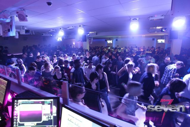 Cliquer pour voir l'image en taille réelle