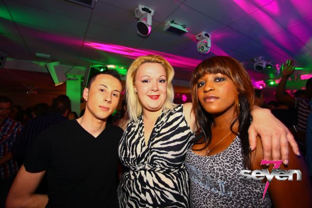 Cliquer pour voir l'image en taille réelle