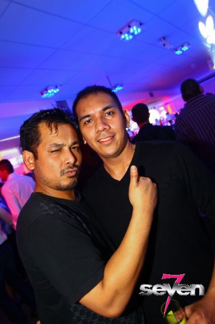 Cliquer pour voir l'image en taille réelle