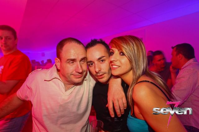 Cliquer pour voir l'image en taille réelle