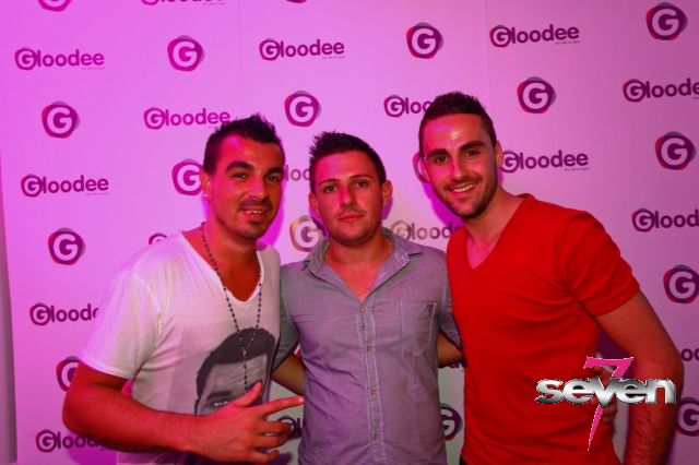 Cliquer pour voir l'image en taille réelle