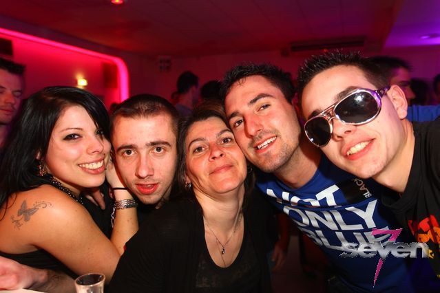 Cliquer pour voir l'image en taille réelle