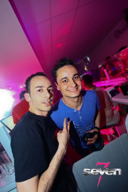 Cliquer pour voir l'image en taille réelle