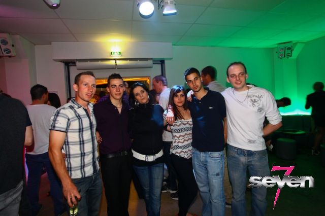 Cliquer pour voir l'image en taille réelle