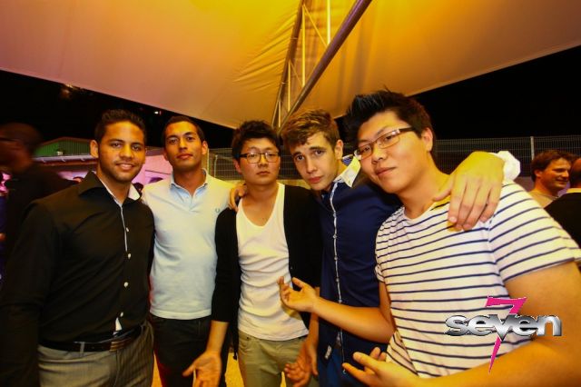 Cliquer pour voir l'image en taille réelle