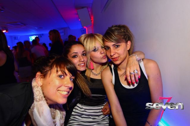 Cliquer pour voir l'image en taille réelle