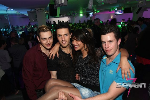 Cliquer pour voir l'image en taille réelle