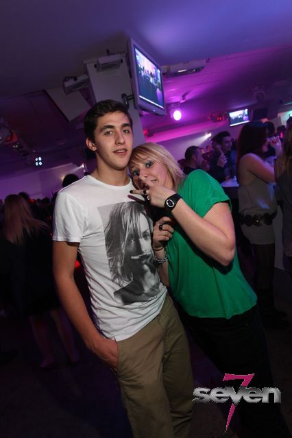 Cliquer pour voir l'image en taille réelle