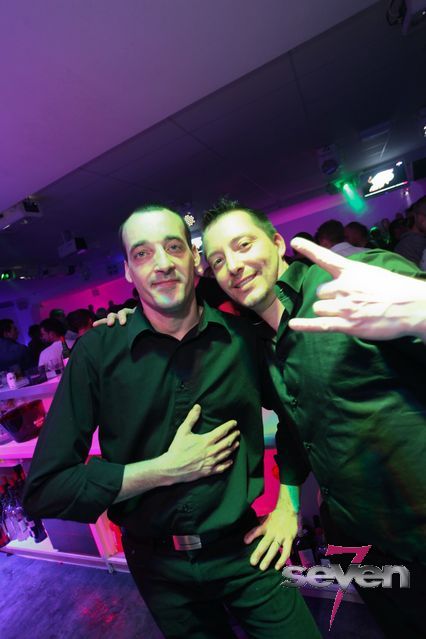 Cliquer pour voir l'image en taille réelle