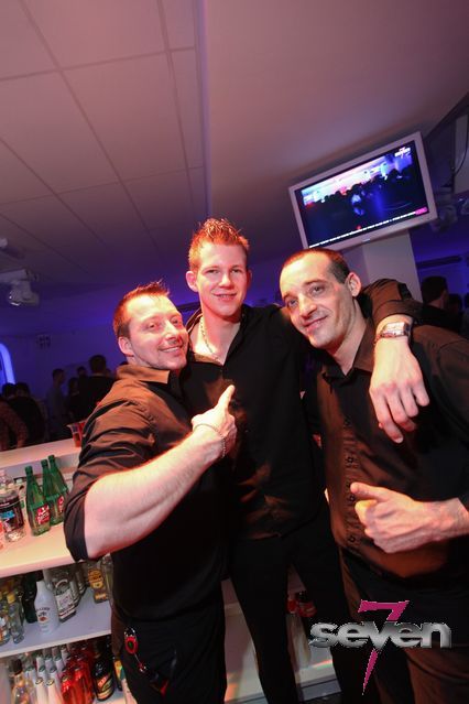 Cliquer pour voir l'image en taille réelle