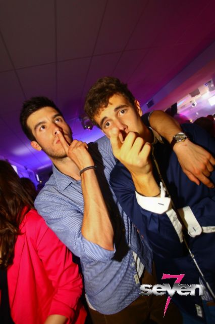 Cliquer pour voir l'image en taille réelle