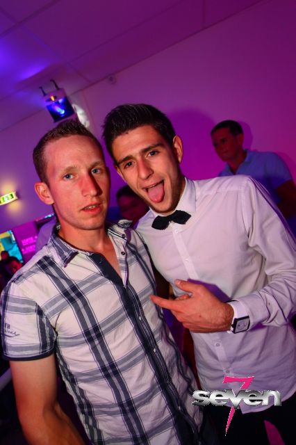 Cliquer pour voir l'image en taille réelle