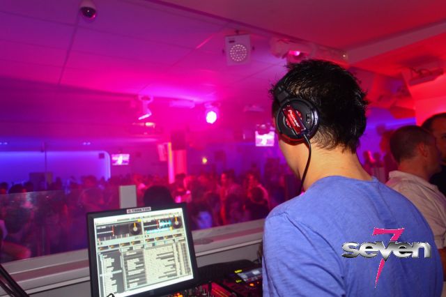 Cliquer pour voir l'image en taille réelle