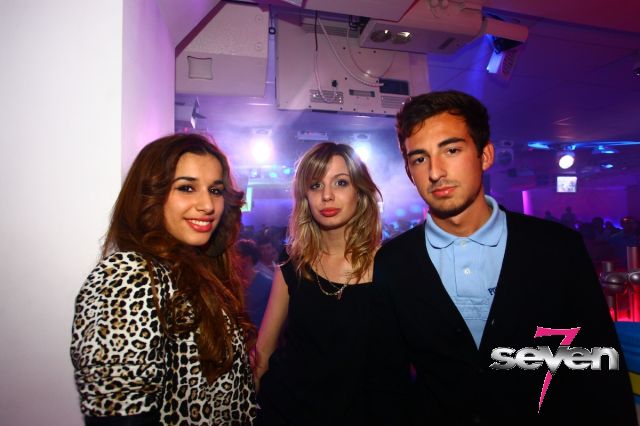 Cliquer pour voir l'image en taille réelle