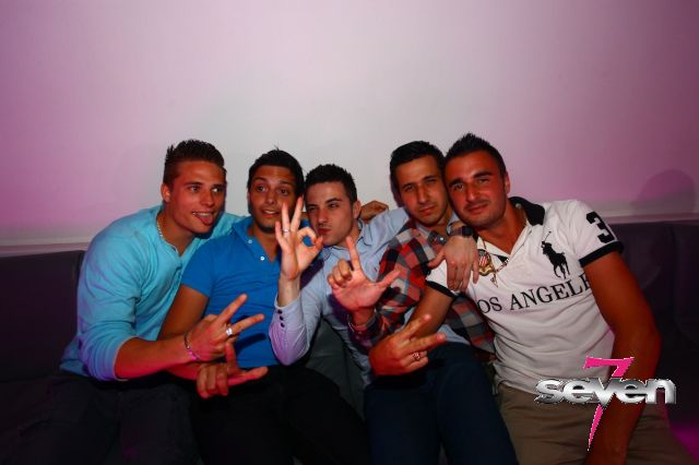 Cliquer pour voir l'image en taille réelle