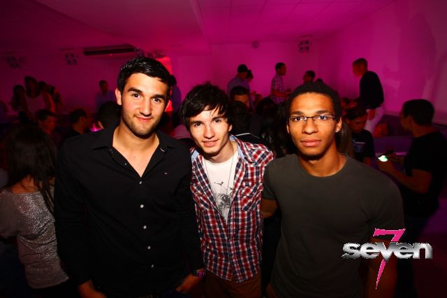 Cliquer pour voir l'image en taille réelle