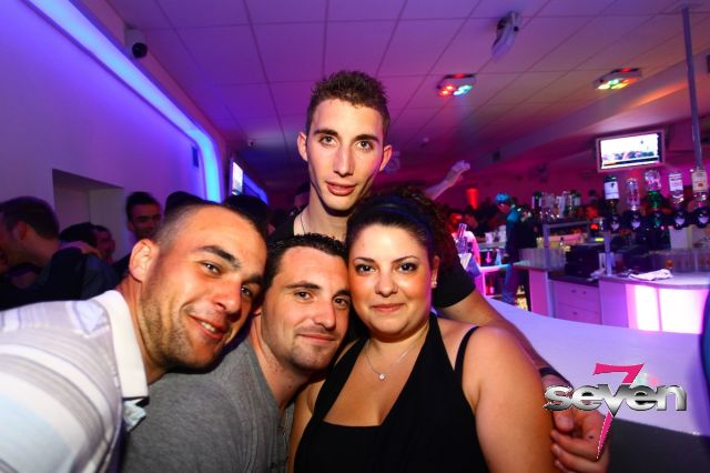 Cliquer pour voir l'image en taille réelle