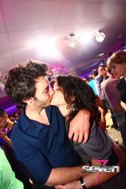 Cliquer pour voir l'image en taille réelle