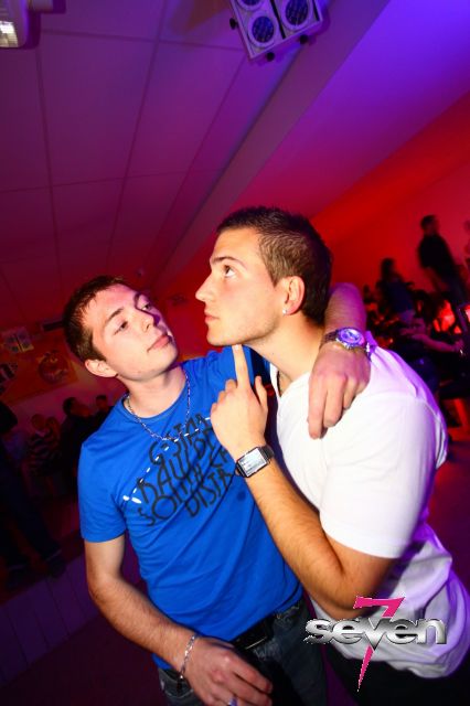 Cliquer pour voir l'image en taille réelle