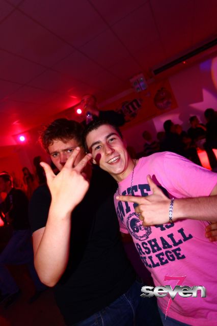 Cliquer pour voir l'image en taille réelle