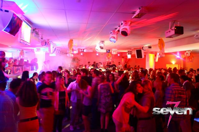 Cliquer pour voir l'image en taille réelle