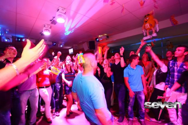 Cliquer pour voir l'image en taille réelle